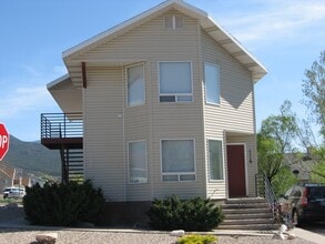 Building Photo - 1119 W 425 S