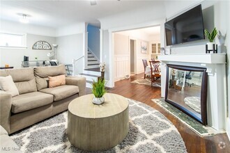 Building Photo - 10605 Ashbury Ave