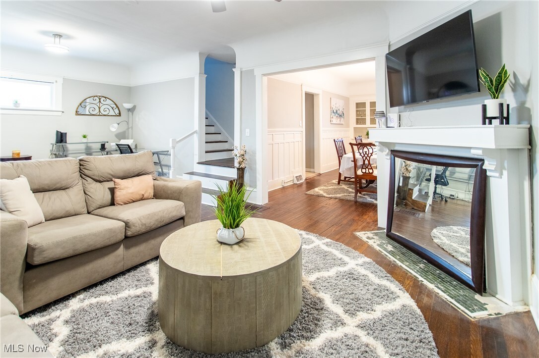 Primary Photo - 10605 Ashbury Ave