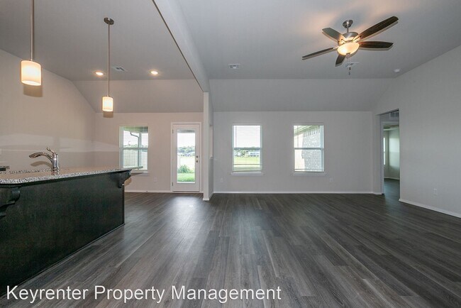 Foto del edificio - 4 br, 2 bath House - 6303 E 123rd St