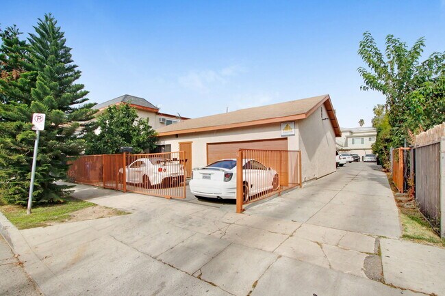 Foto del edificio - 14107 Calvert St