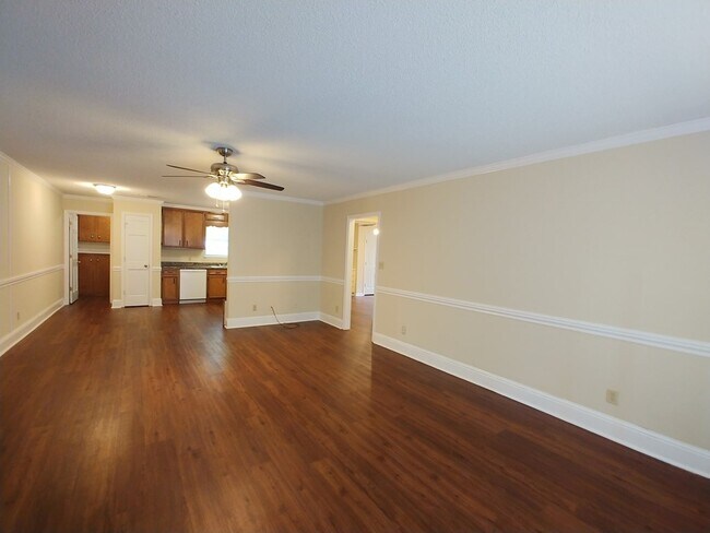 Building Photo - 107 Henrietta Ct