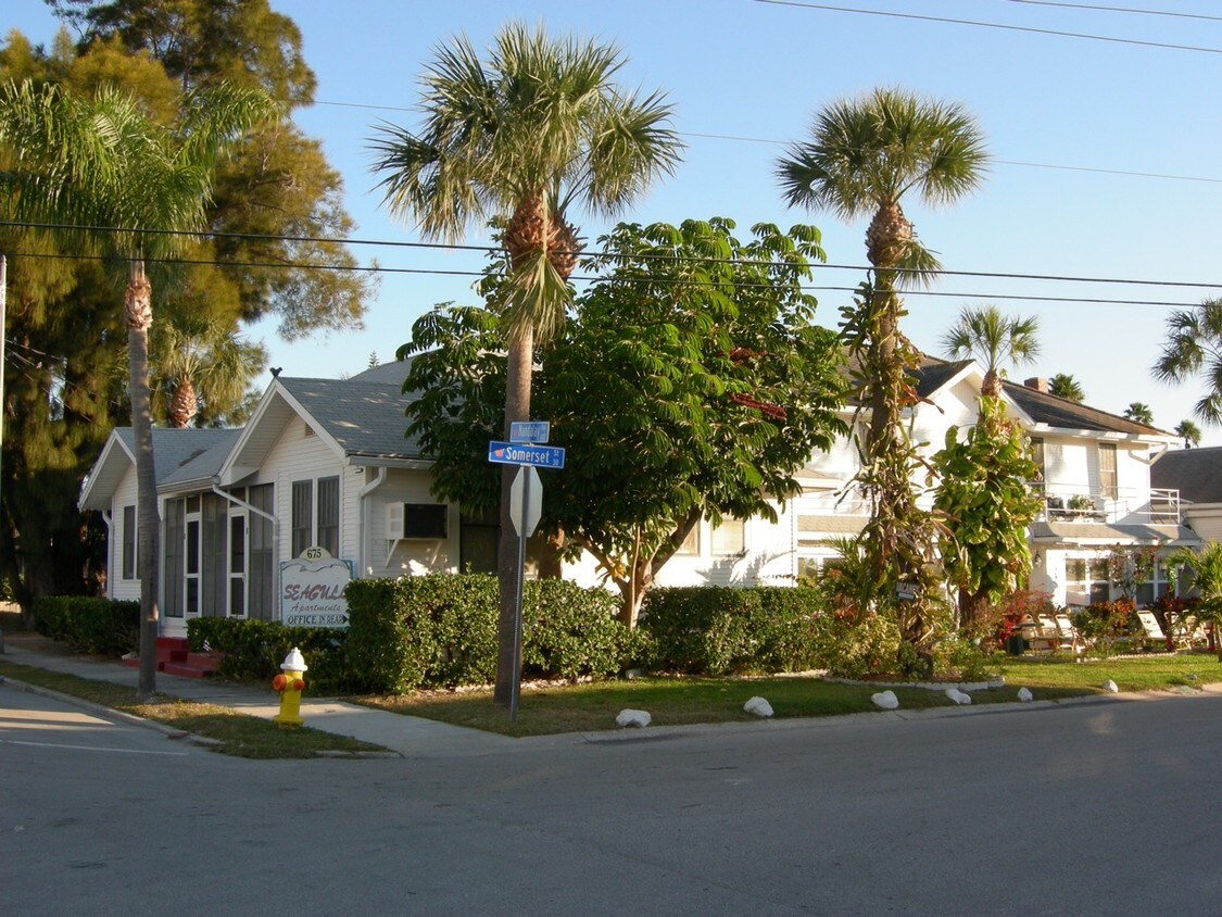 Foto principal - 675 Mandalay Ave