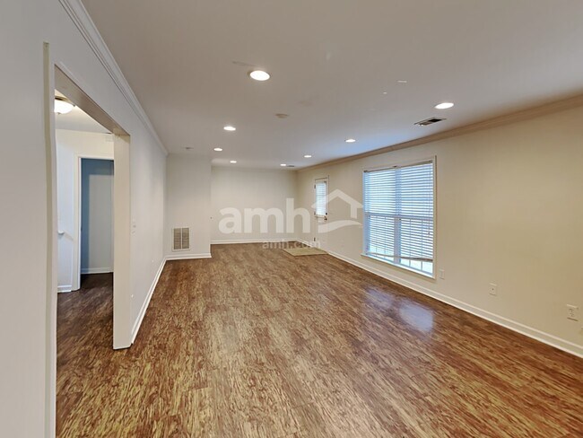 Building Photo - 3604 McPhail Dr NW