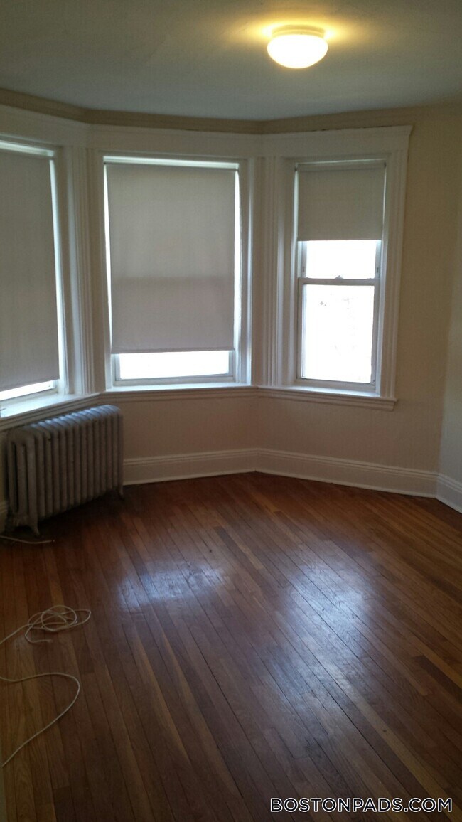 Foto del edificio - 1175 Boylston St