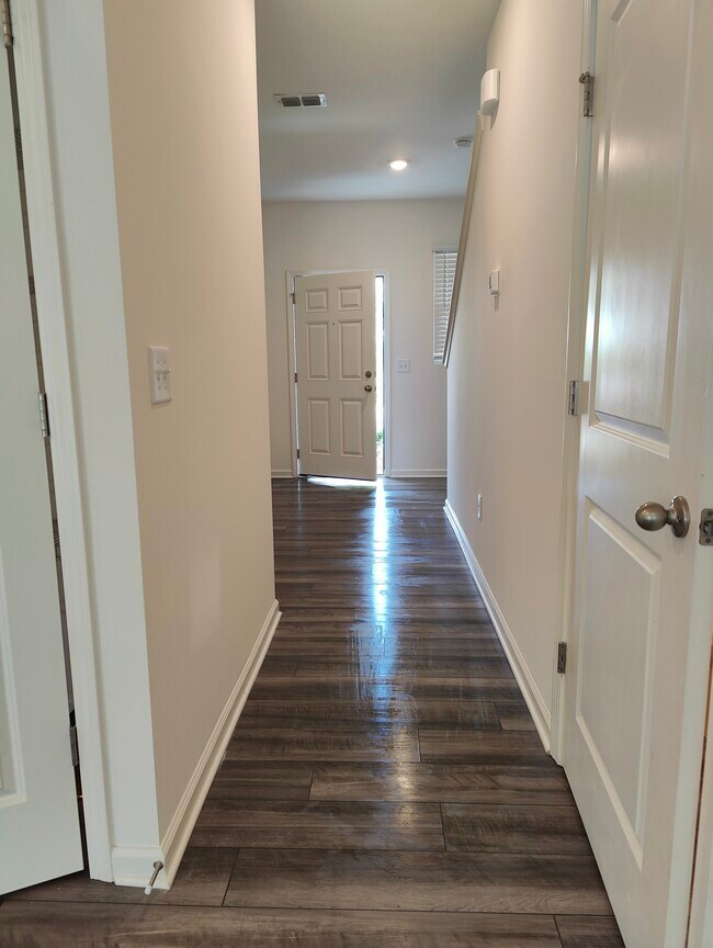 Building Photo - 3562 Eagle Ct