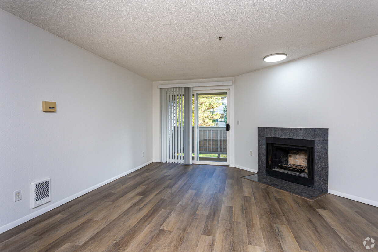 Foto principal - Clearwater Ridge Apartments