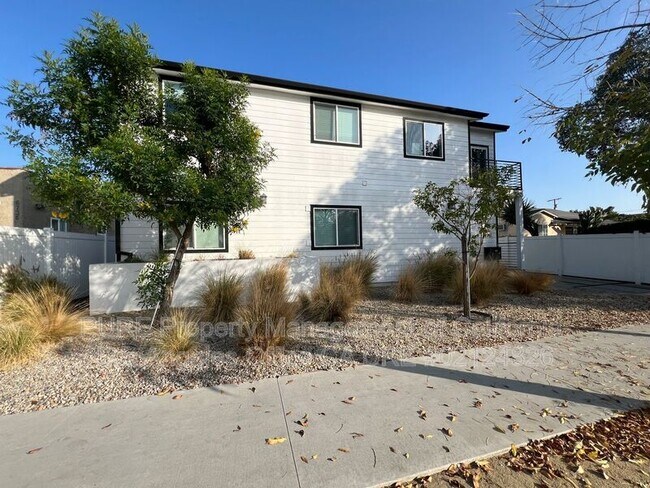 Foto del edificio - 6734 Irvine Ave