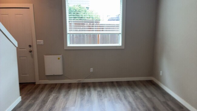 Foto del edificio - 7625 SE Milwaukie Ave