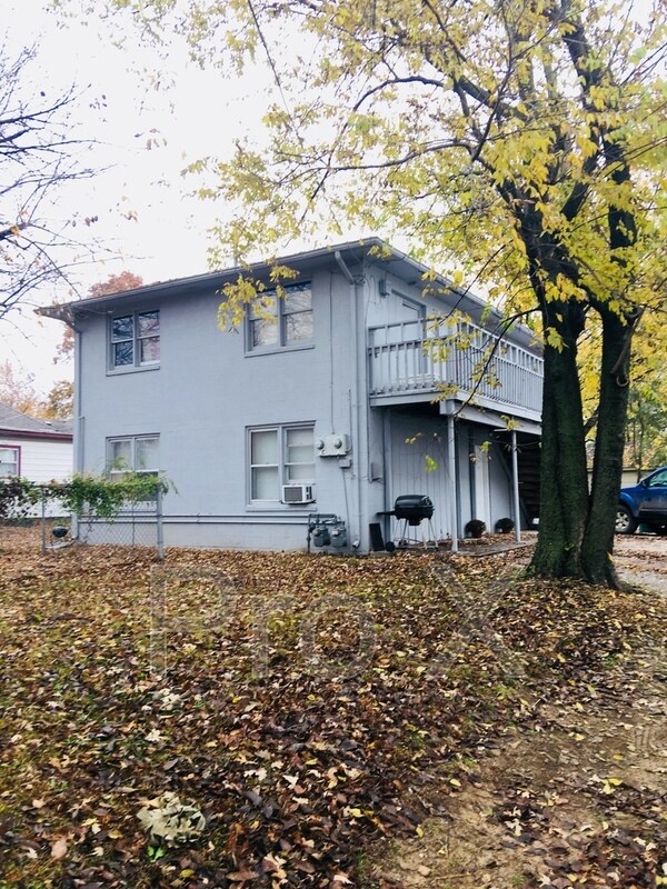 Foto principal - 304 E Park St
