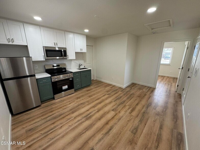 Photo - 1281 Hartley Avenue Unit B