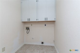 Building Photo - 4713 Stagecoach Trail