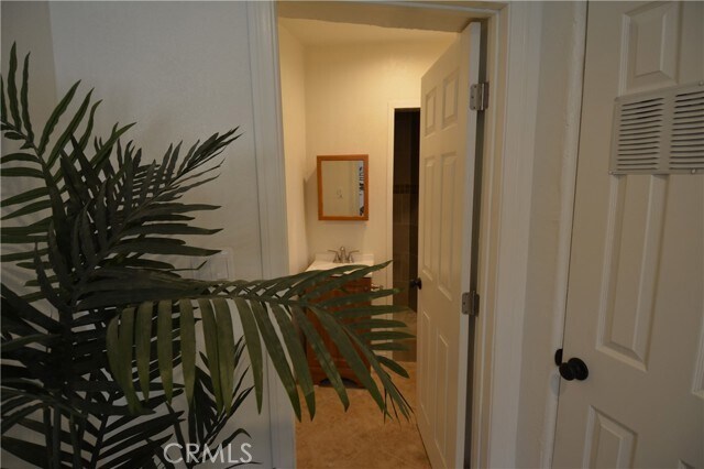 Building Photo - 119 Otis St