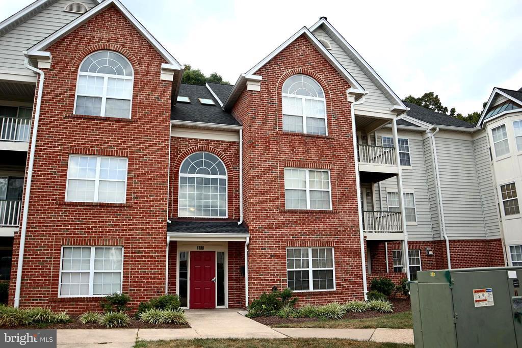 Foto principal - 6100 St Ignatius Dr