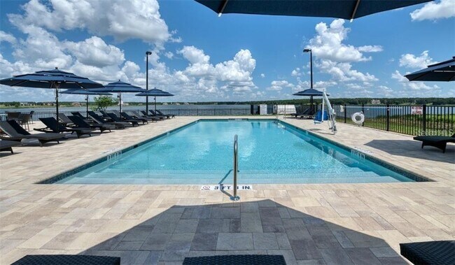 Foto del edificio - 16300 County Rd 455