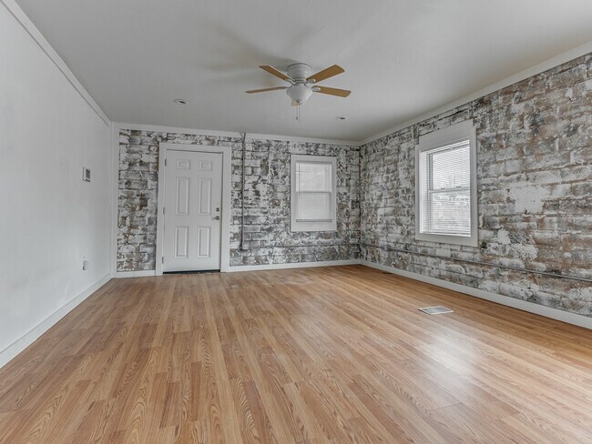 Building Photo - 5720 Freedom City Blvd