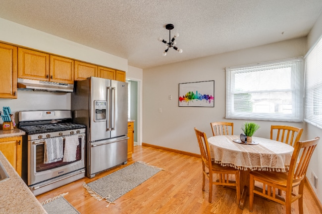 Building Photo - 3307 Roosevelt Ct NE