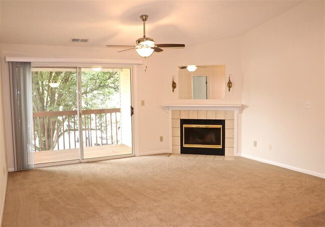 Building Photo - 14 Rio Grande Cir