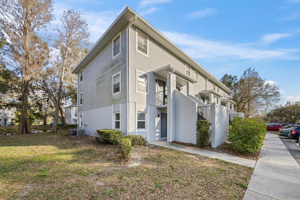 Primary Photo - 7169 E Bank Dr