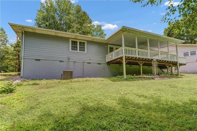 Foto del edificio - 5 Halifax Ln