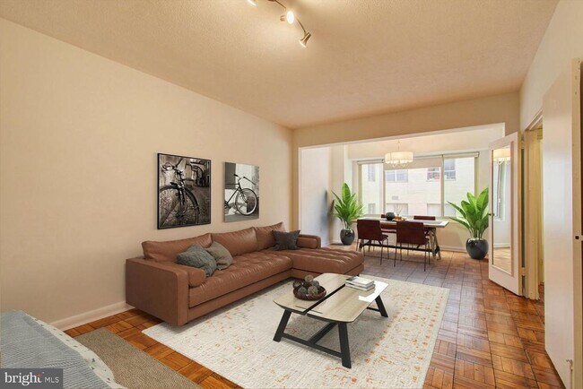 Foto del edificio - 1727 Massachusetts Ave NW
