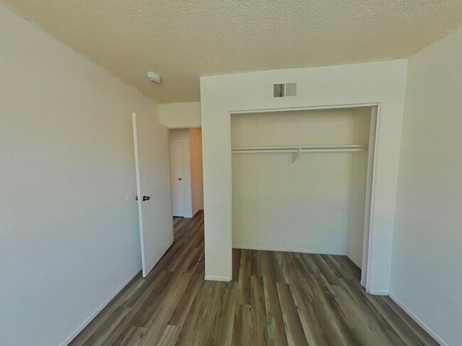 Foto del edificio - 3446 20th St
