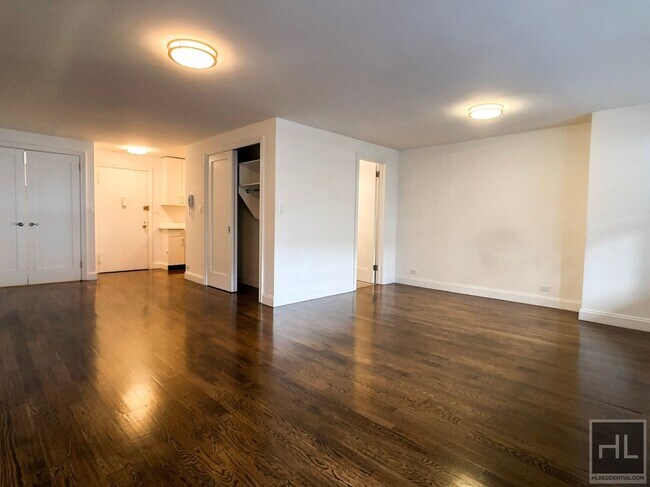 Building Photo - East 82nd Street