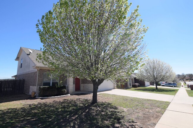 Foto del edificio - 1706 Walker Pl Blvd