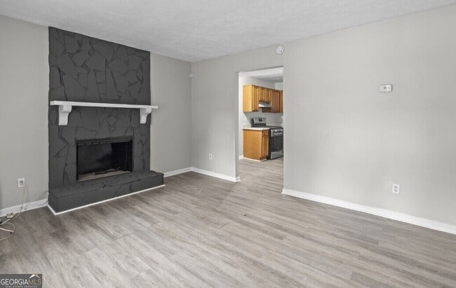 Building Photo - 1229 Creek Forest Ct NW