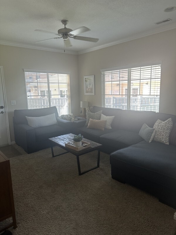 Foto del edificio - 1052 Canyon Meadow Dr
