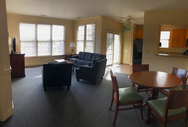 Building Photo - Villas at Turf Valley