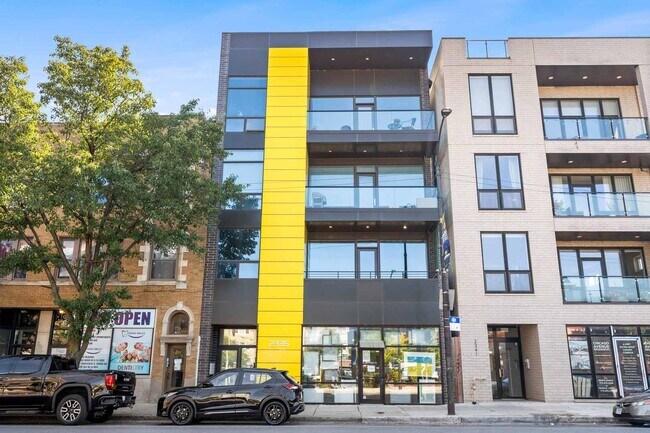Foto del edificio - 2335 W Chicago Ave