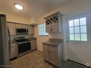 Building Photo - 8313 Bernwood Cove Loop