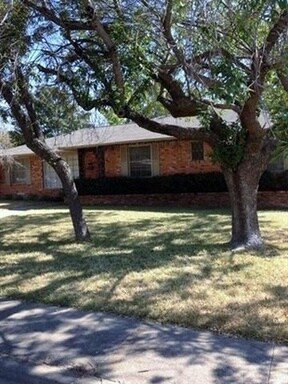 Primary Photo - 5012 Fox Hill Ln