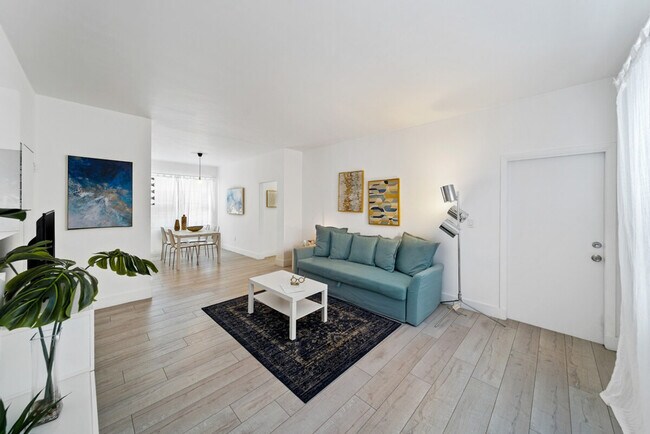 Foto del edificio - 1504 Bay Rd