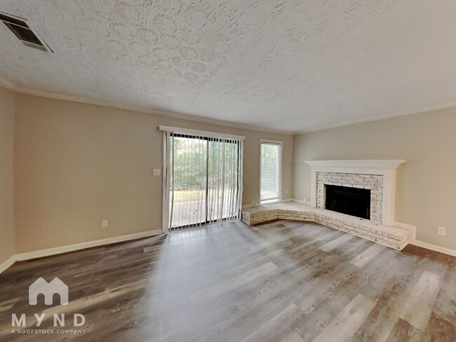 Foto del edificio - 4395 Coopers Creek Dr SE