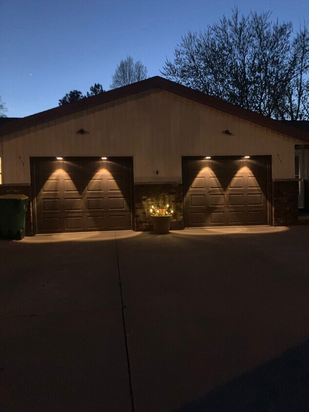 Foto principal - 517 Kelly Jo Dr