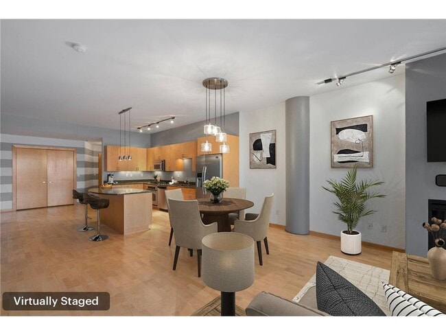 Building Photo - 401 N 2nd St