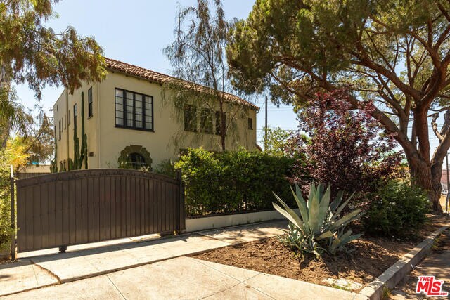 Foto del edificio - 1336 S Highland Ave