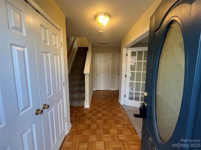 Foto del edificio - 9652 Bailey Rd