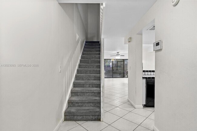 Foto del edificio - 4241 SW 71st Ter