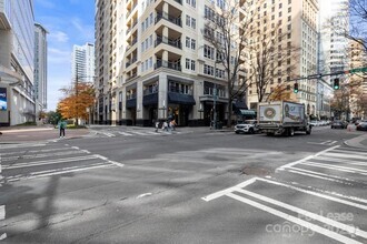 Building Photo - 230 S Tryon St