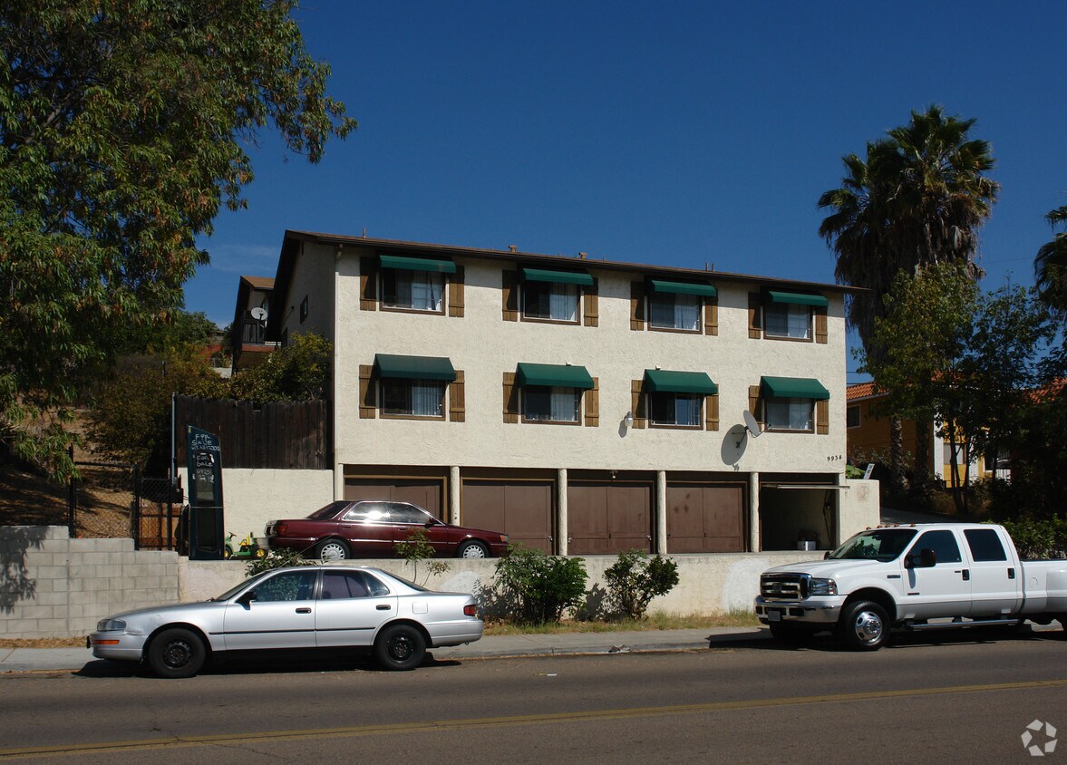 Building Photo - 9934 San Juan St