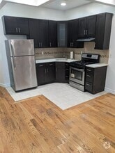 Building Photo - 1351 Putnam Ave