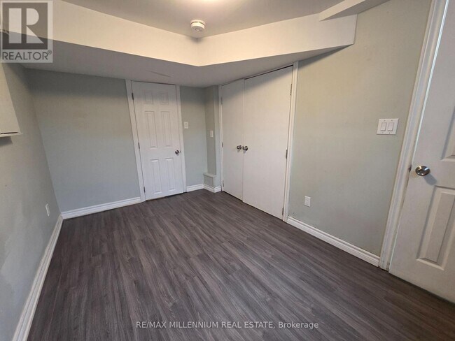 Photo du bâtiment - 80 Rainier Square