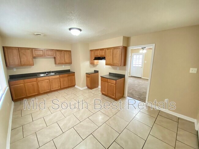 Foto del edificio - 741 Northaven Dr