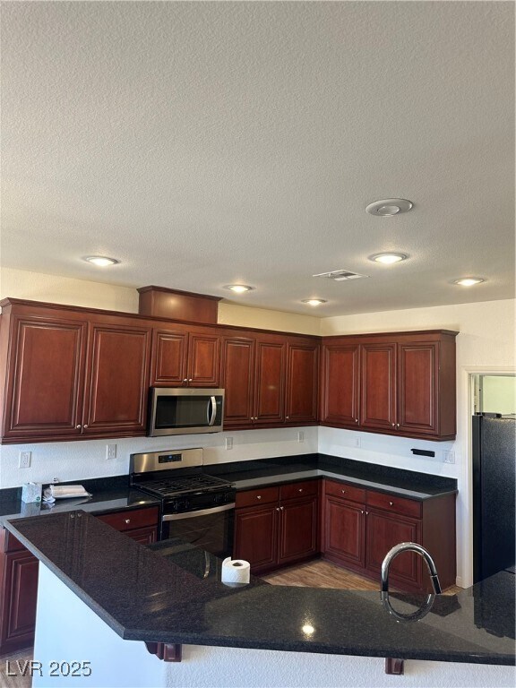 Foto del edificio - 9120 Alpine Grove Ave