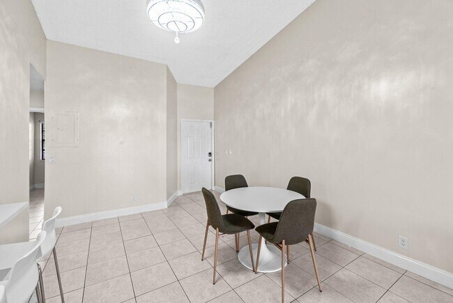 Foto del edificio - 3190 Leewood Terrace
