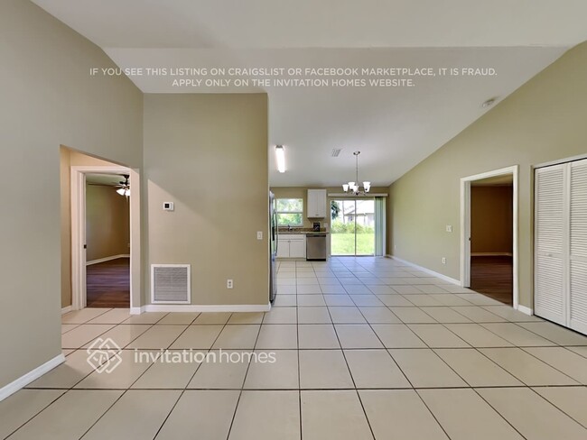 Building Photo - 4409 Palisades Ave