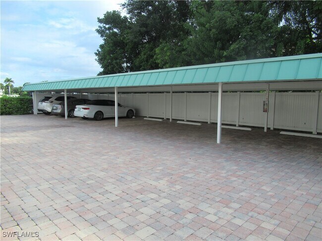 Foto del edificio - 855 Ketch Dr